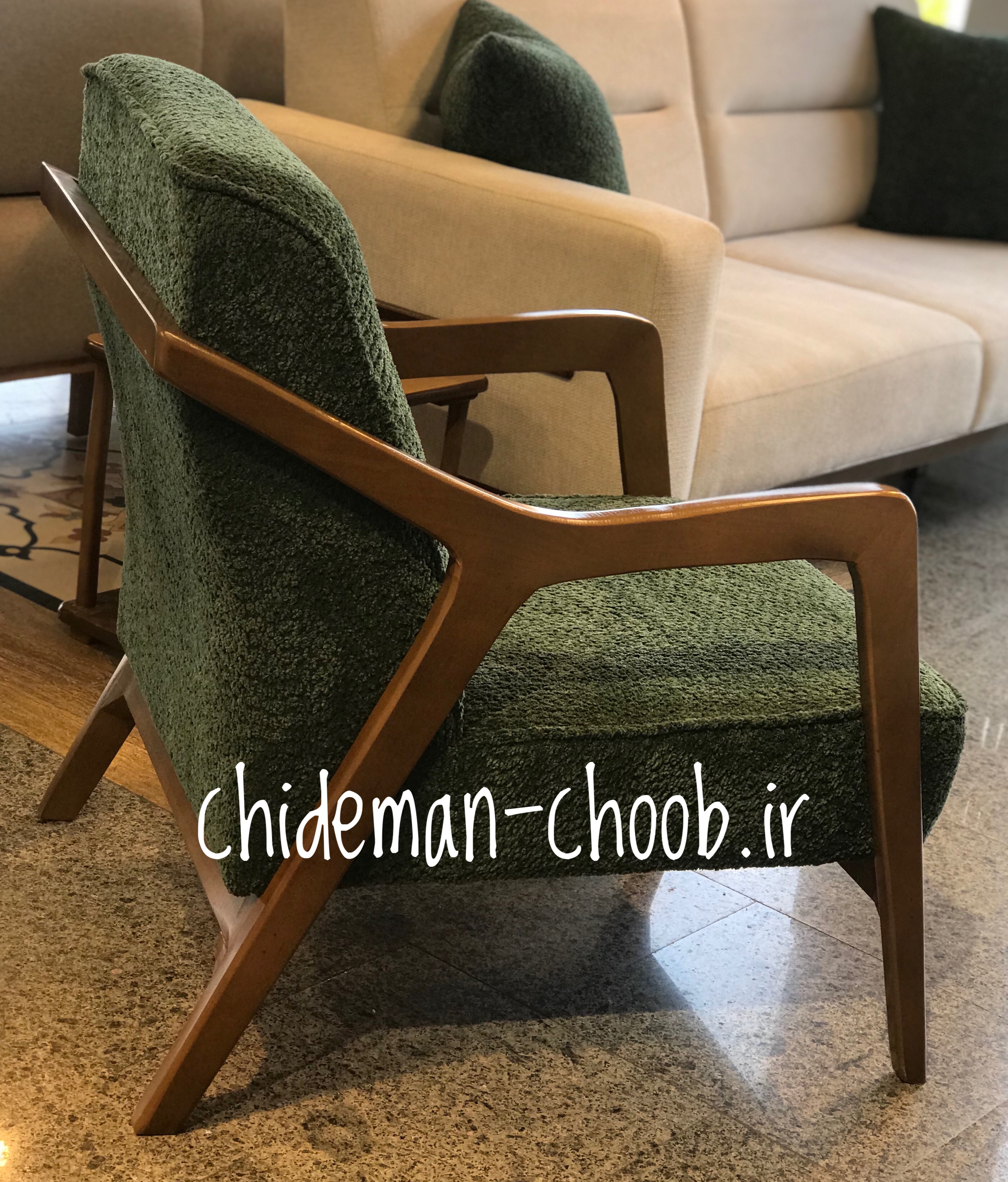 مبل تک دسته چوبی مینیمال